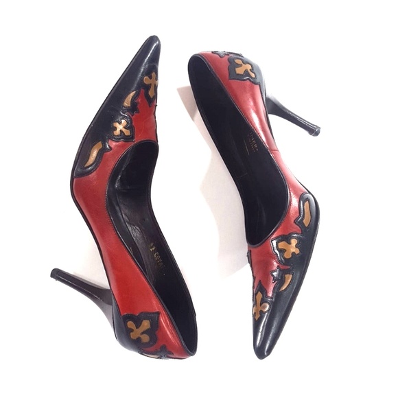 donald pliner ding heels